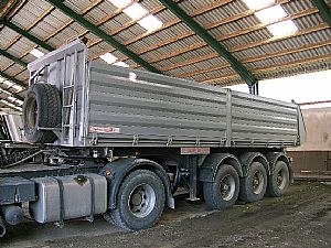 3-Achs Kippsattelaufleger 