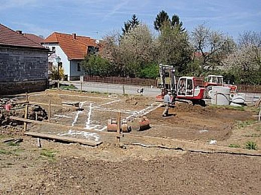 Kanal und Wasserleitung