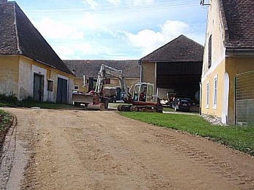 Zufahrt und Drainage anlegen