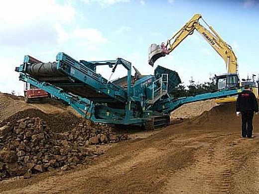 diverse Arbeiten mit der Siebanlage